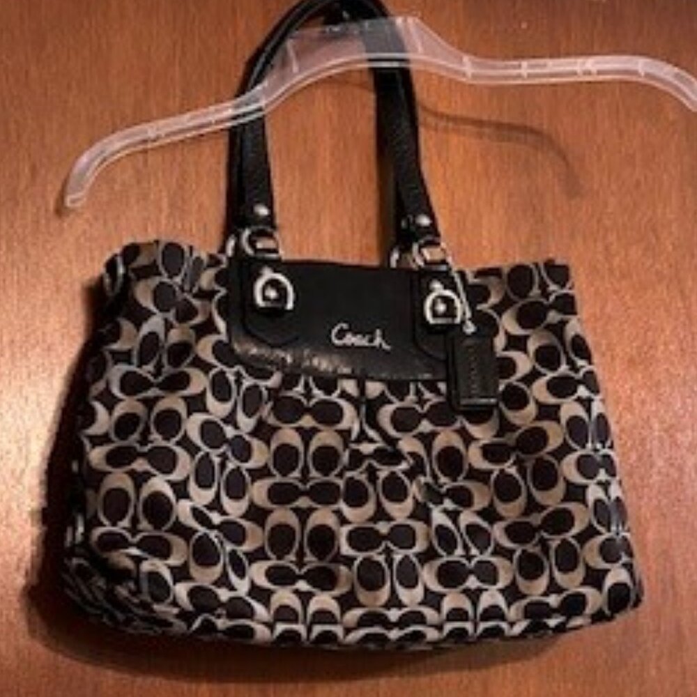 Coach Ashley Signature Satchel Bag Black/Brown